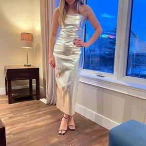 Stunning  metallic strapless dress. Brand new
